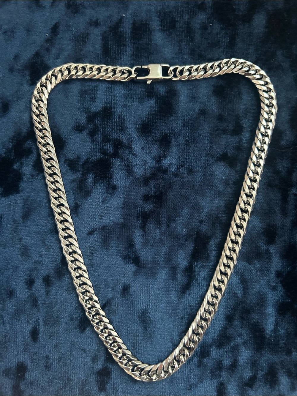 Men's Silver Cuban Link Chain Necklace - Classic Style
